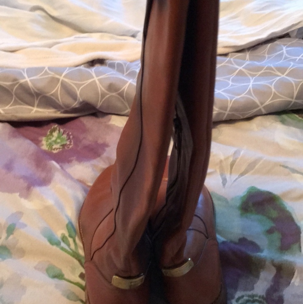 Coach Boots size 5